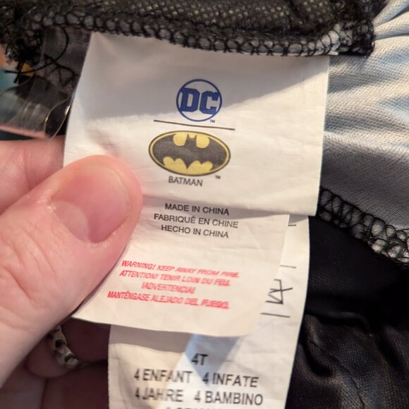 Infant Boys One-Piece Batman Costume DC Muscle Chest Rubies sz 4T NO CAPE - Picture 10 of 10